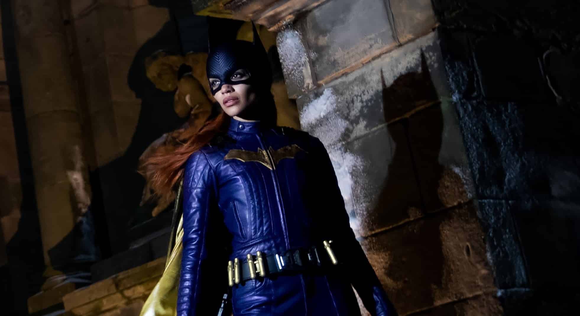 Снимка за Лесли Грейс е 'Batgirl' - първа снимка от снимачната площадка!